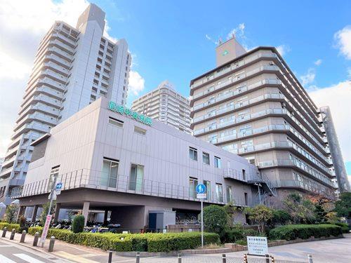 社会医療法人中央会尼崎中央病院 610m