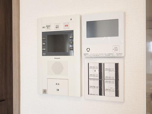 モニター付きインターホン・床暖房
