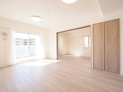 リビングダイニング