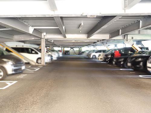 【共用部】駐車場