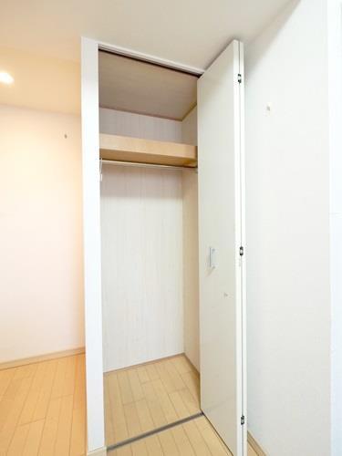 洋室約5.1帖 収納