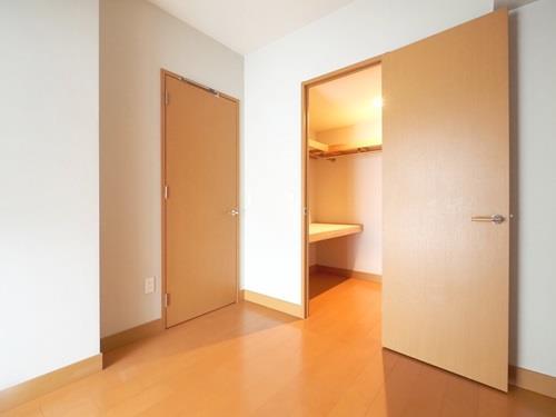 洋室（リフォーム前）