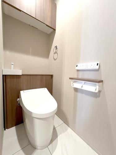 温水洗浄便座トイレ