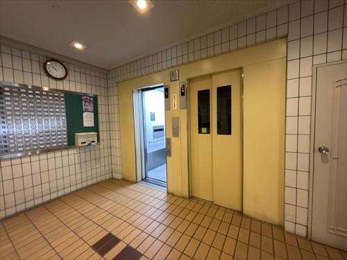 エレベーターホール