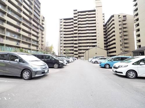 【共用部】駐車場