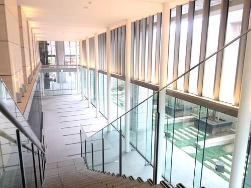 エントランスホール