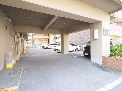 【共用部】駐車場
