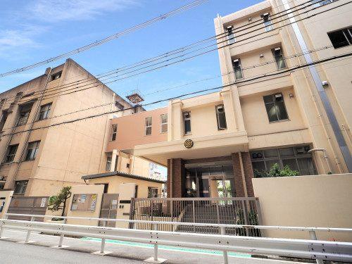 大阪市立堀江小学校 東学舎 790m