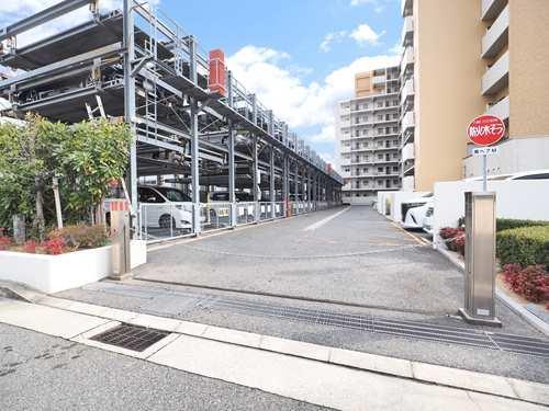 【共用部】駐車場