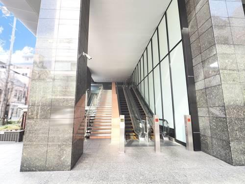 【共用部】エントランス エスカレーター