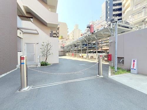 【共用部】駐車場