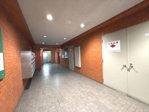 エントランスホール