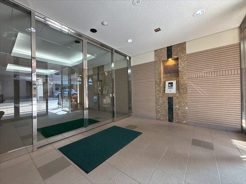 エントランスホール