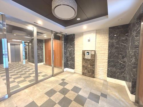 エントランスホール