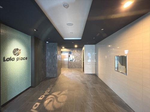 エントランスホール