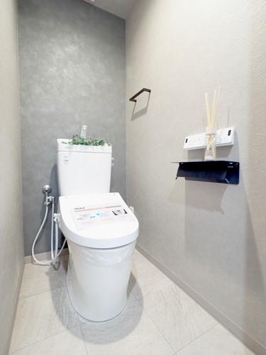 温水洗浄便座トイレ