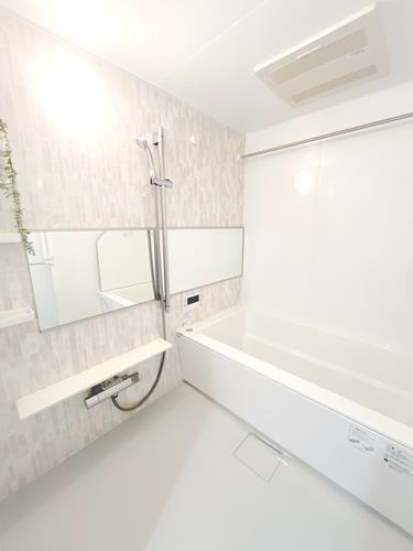 浴室（追いだき・浴室暖房乾燥機完備）