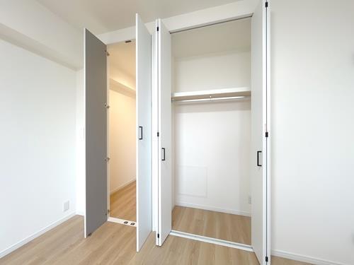 洋室約6.6帖 収納