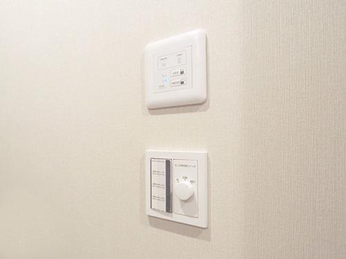 玄関 電子解錠・施錠スイッチ