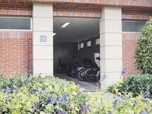 バイク置場
