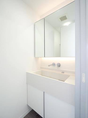 トイレ内 手洗い場