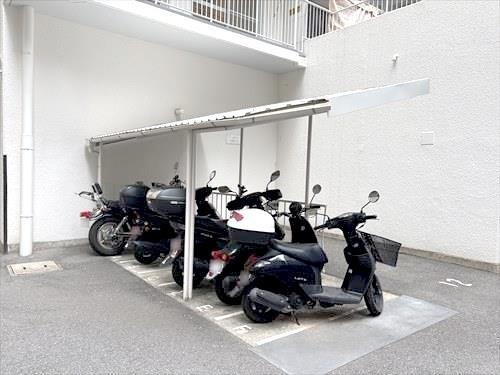 【共有部】バイク置場