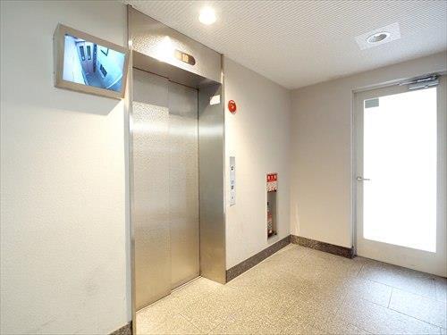 【共用部】1階エレベーター