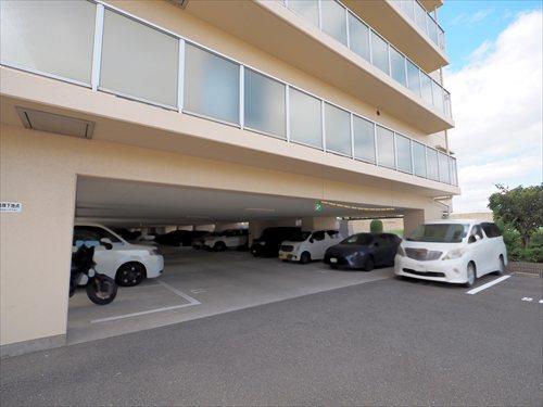 【共用部】駐車場