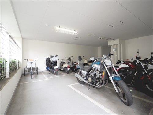 【共用部】バイク置場
