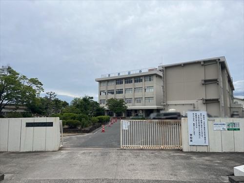 岡山市立芥子山小学校