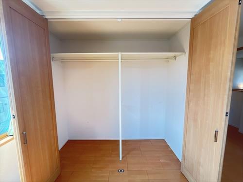 2F洋室約7帖収納