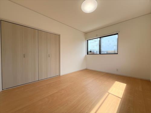 2階北側洋室(約7.3帖)