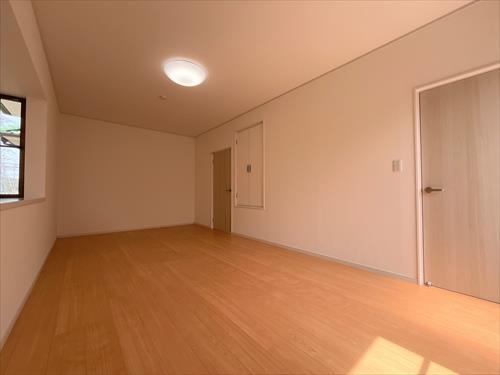 2階洋室(約14.5帖)