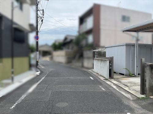 前面道路(北側から撮影) 前面道路(北側から撮影)