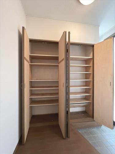 玄関収納