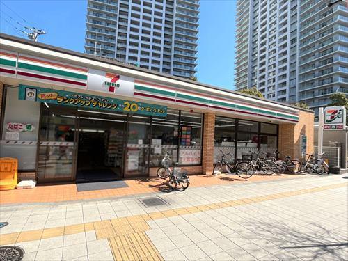 セブンイレブンさいたま下町3丁目店まで2