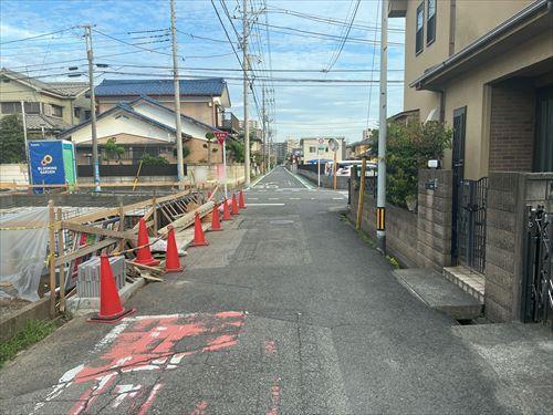 南西側前面道路(令和6年7月撮影）