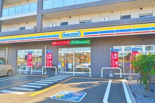 ミニストップ指扇店まで800m