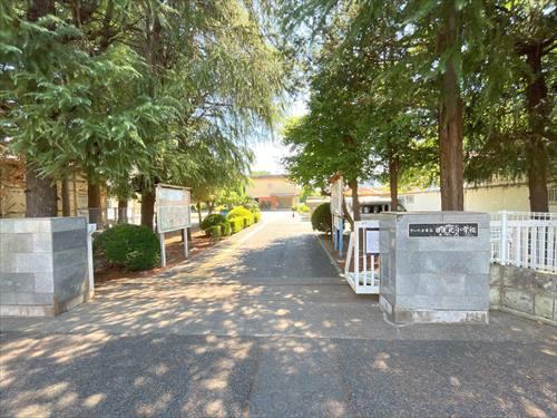 さいたま市立日進北小学校まで410m