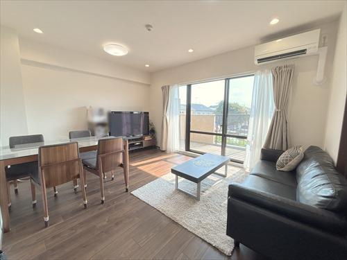 LDK(南西向きのため陽当良好)