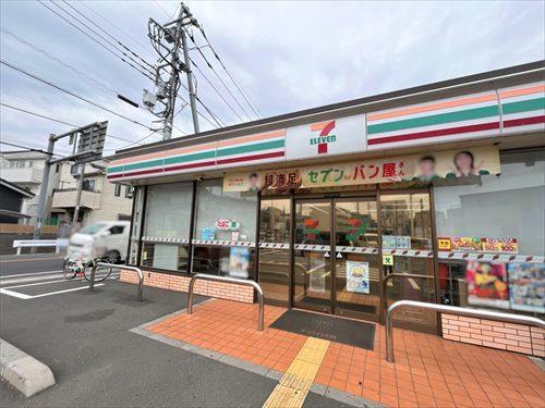 セブンイレブン-560m