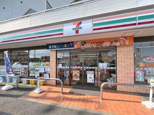 セブンイレブン大宮日進1丁目店‐390m セブンイレブン大宮日進1丁目店‐390m