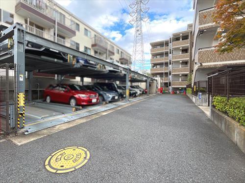 駐車場（2025年10月撮影）