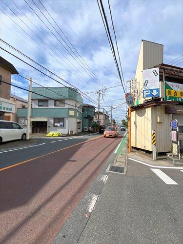 前面道路(南側)_2025年10月撮影