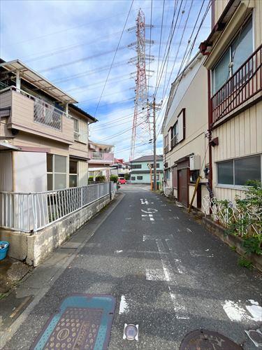 前面道路(北西側)_2025年10月撮影