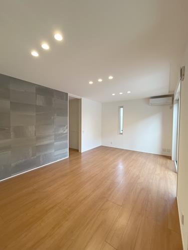 リビングダイニング