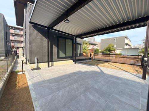 カーポート_2025年11月撮影