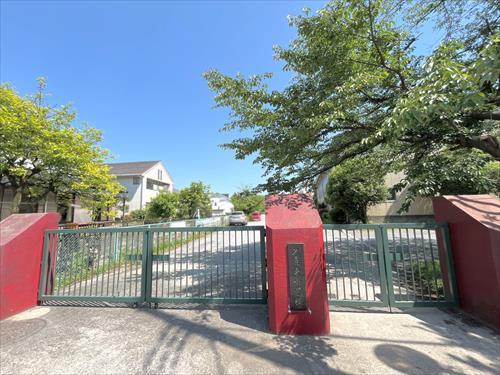 久喜市立久喜東小学校まで950m