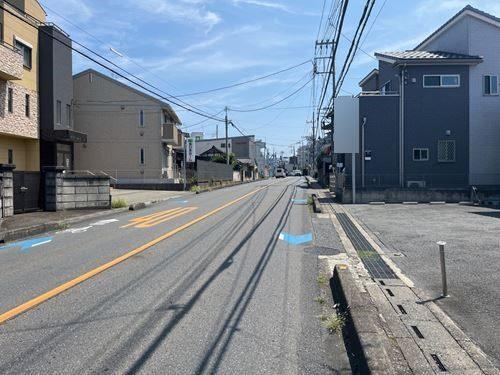 前面道路　北西側