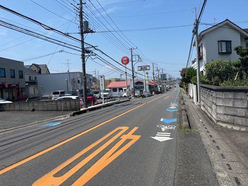 前面道路　北東側